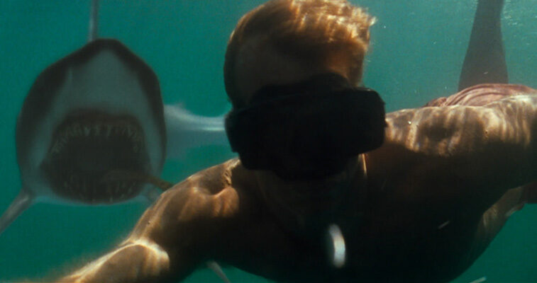 Deep Blue Sea (1999)